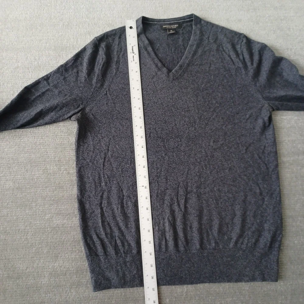Banana Republic V-Neck Shirt Mens M Gray Silk Cashmere Blend Casual‎ Stretch